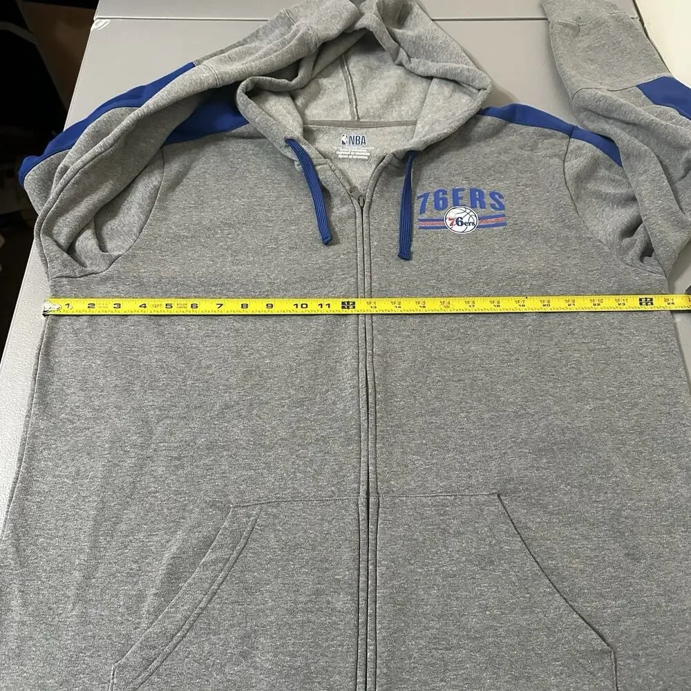 NBA Philadelphia 76ers Men’s Grey XL Zip Front Hoodie
